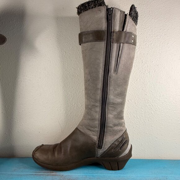 Merrell Womens Tall Leather & Knit Buckle Boots With Zipper Closure Gray Sz 5.5 - Picture 6 of 9